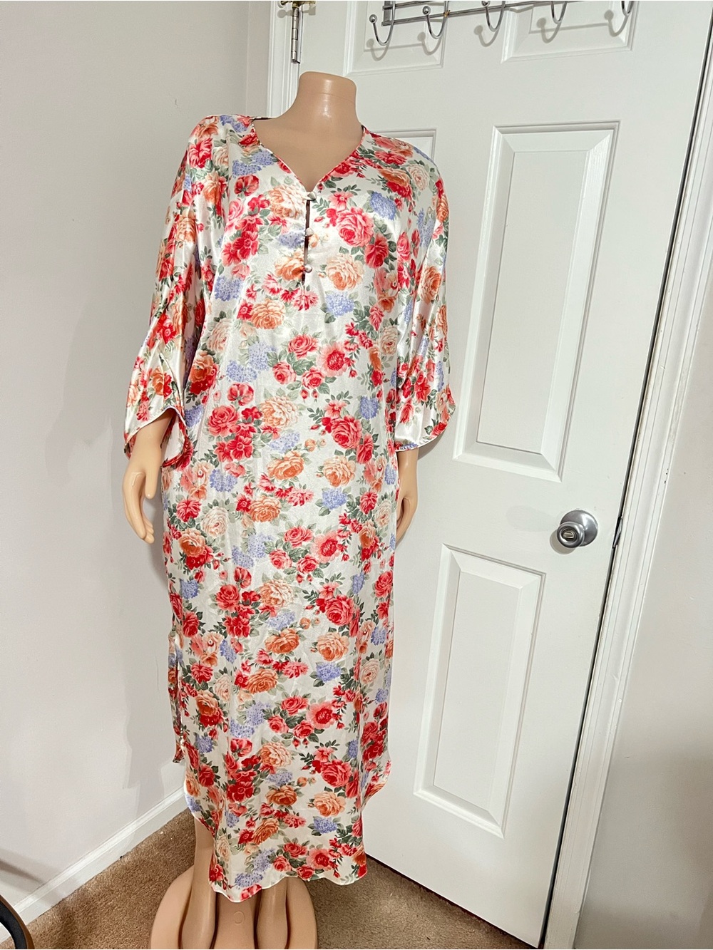 Vintage Satin Floral Long Chemise Nightgown - Cream with Red & Pink Roses